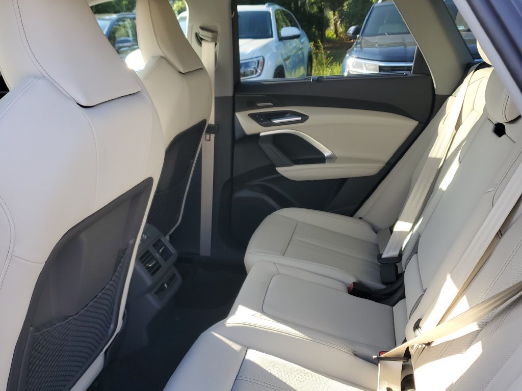 New 2026 Audi Q5 Premium Plus AWD/4WD image 17