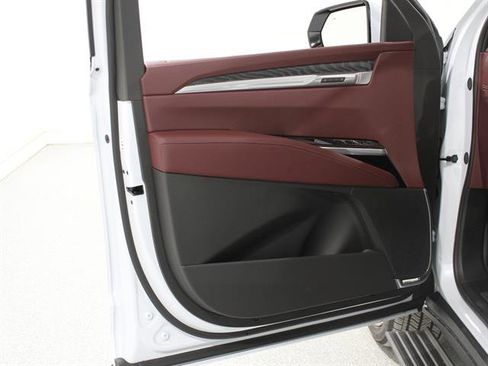 New 2026 Cadillac Escalade Sport w/ Touring Package image 4