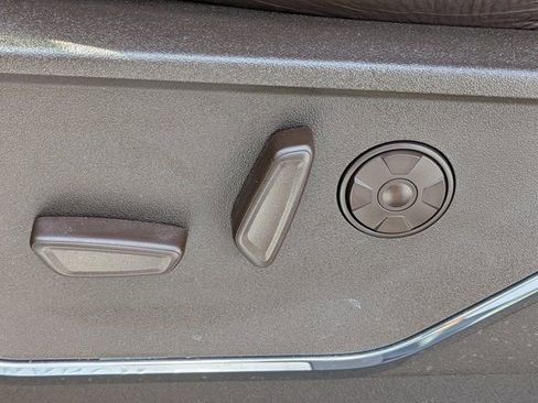 Used 2024 Ford F250 King Ranch w/ FX4 Off-Road Package image 16