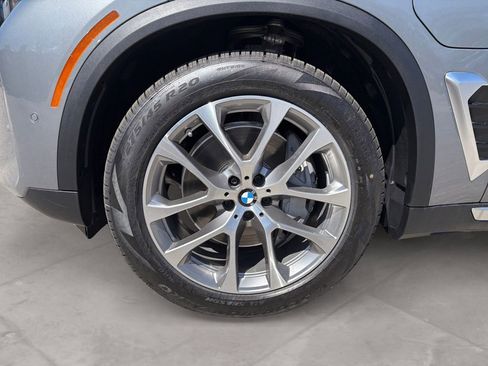 New 2026 BMW X5 xDrive50e AWD/4WD image 14