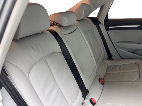 Used 2015 Audi A3 1.8T Premium image 40