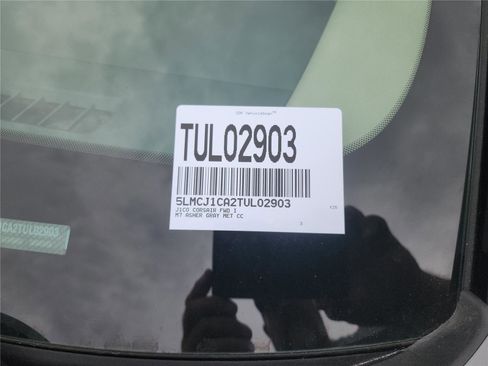 New 2026 Lincoln Corsair Premiere image 11