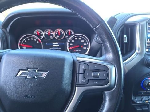 Used 2019 Chevrolet Silverado 1500 LT Trail Boss image 18