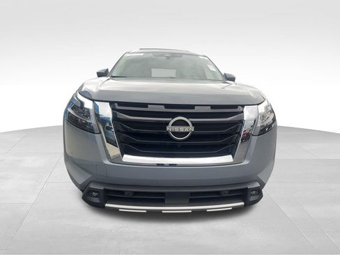 Used 2023 Nissan Pathfinder Platinum FWD image 42