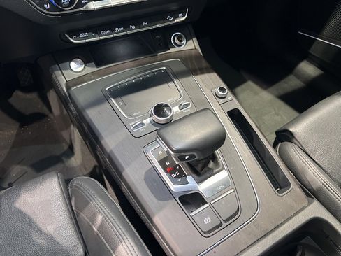 Used 2020 Audi Q5 Prestige w/ Prestige Package image 15
