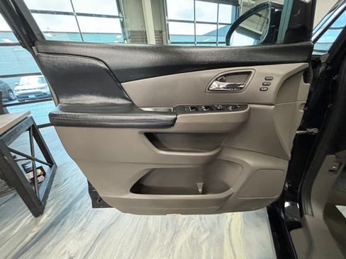 Used 2015 Honda Odyssey Touring image 55