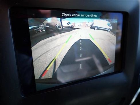 Used 2019 Jeep Cherokee Latitude Plus w/ Cold Weather Group image 16