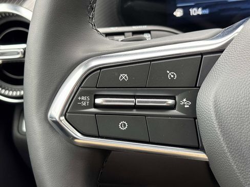Used 2026 Chevrolet Equinox LT w/ Convenience Package II FWD image 17