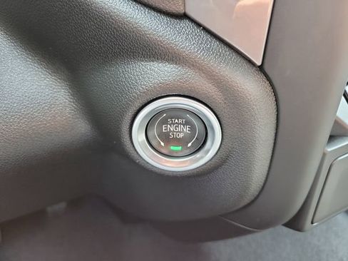 Used 2023 Chevrolet Silverado 1500 Custom RWD image 26