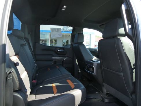 Certified 2021 GMC Sierra 1500 AT4 AWD/4WD image 18