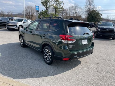 Used 2024 Subaru Forester Premium image 49