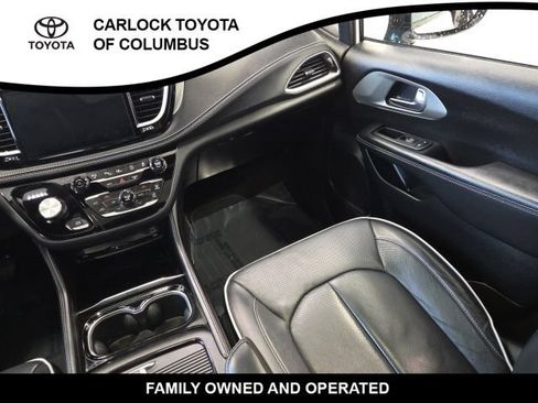 Used 2023 Chrysler Pacifica Limited w/ Uconnect Theater Family Group AWD/4WD image 19