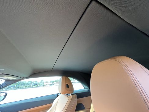 Used 2025 BMW 430i Convertible w/ Premium Package image 25