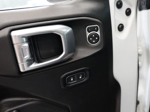 Used 2024 Jeep Wrangler Unlimited Sport AWD/4WD image 24