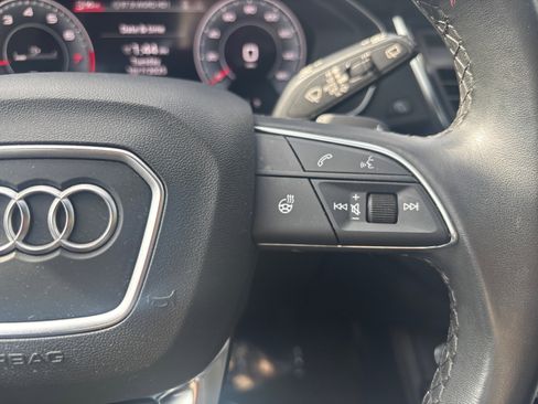 Used 2022 Audi Q5 2.0T Premium Plus w/ Premium Plus Package image 44