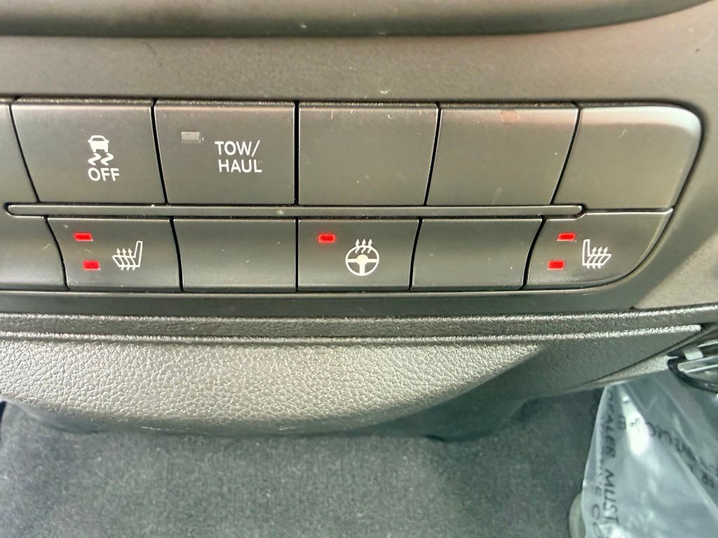 Used 2019 RAM 1500 Tradesman w/ SXT Plus Group AWD/4WD image 27