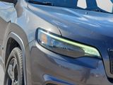 Used 2021 Jeep Cherokee Latitude Plus image 5