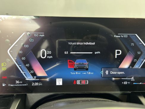 Used 2025 BMW 530i image 8