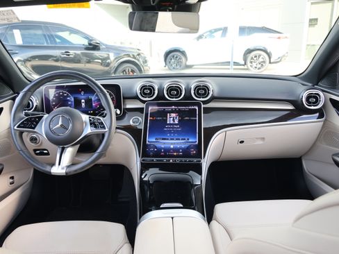 Used 2023 Mercedes-Benz C 300 Sedan image 16