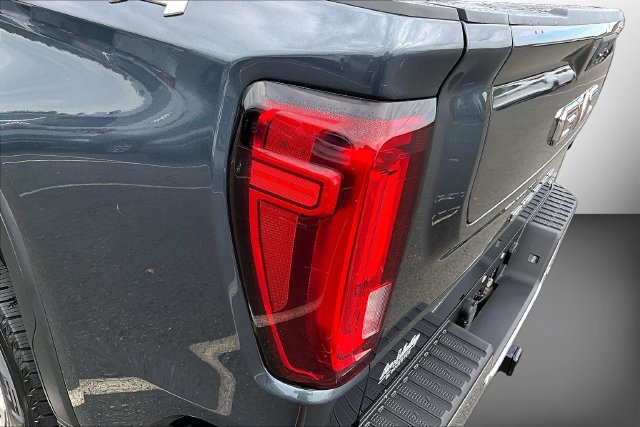 Used 2020 GMC Sierra 1500 SLT w/ SLT Premium Plus Package AWD/4WD image 31