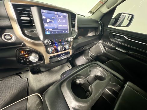Used 2022 RAM 1500 Laramie AWD/4WD image 25