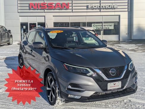 Used 2022 Nissan Rogue Sport SL w/ Premium Package image 1