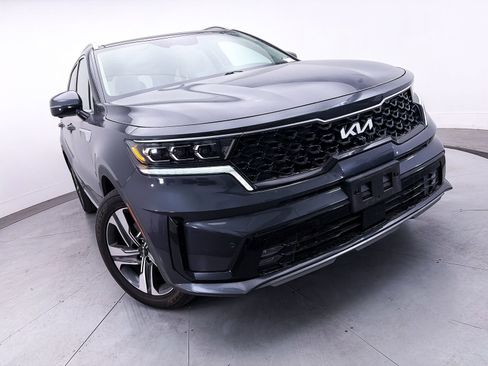 Used 2023 Kia Sorento SX Prestige w/ Panoramic Sunroof Package AWD/4WD image 9