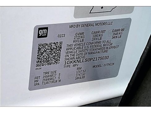 Used 2023 GMC Acadia AT4 w/ Technology Package AWD/4WD image 31