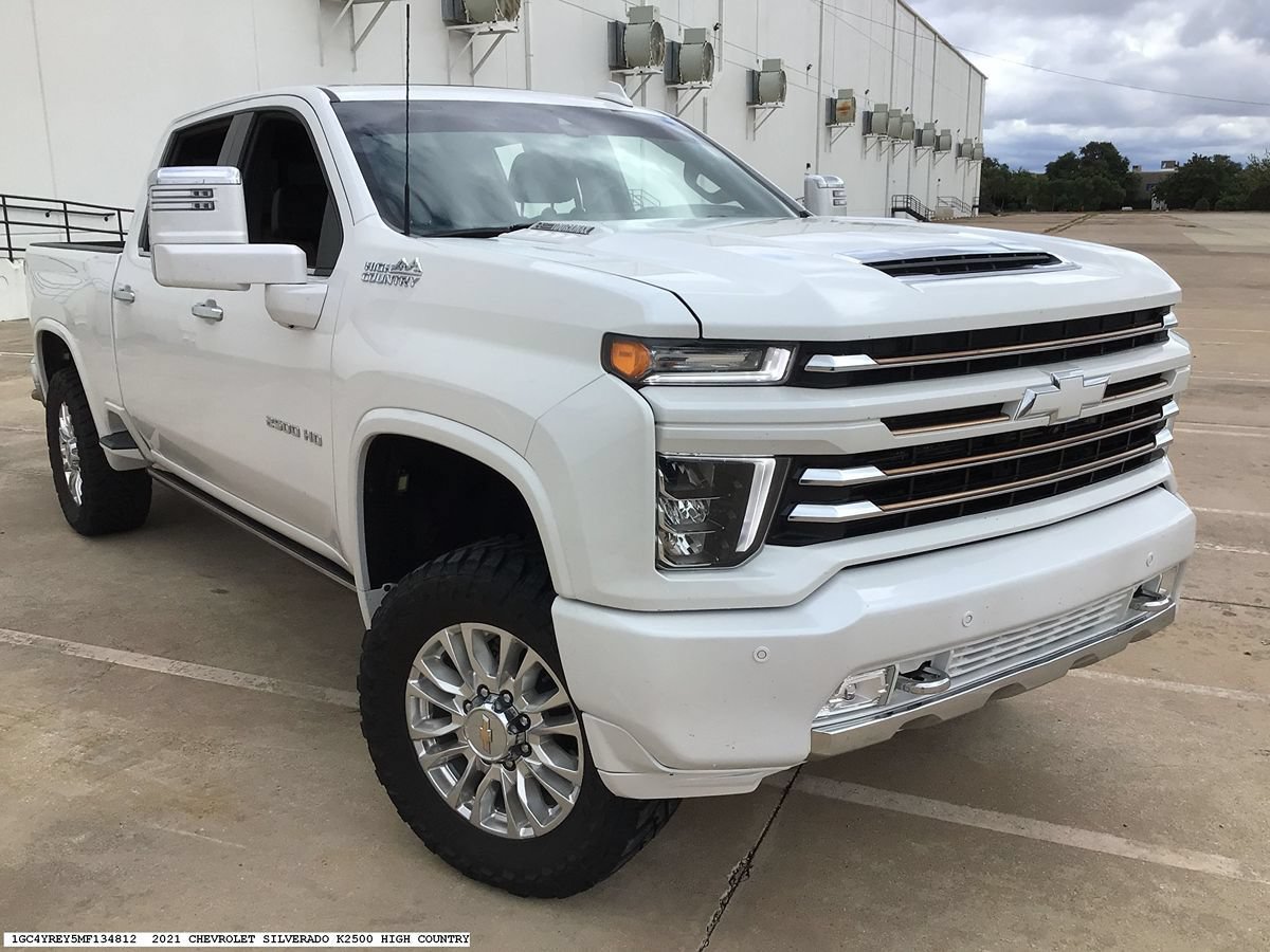 Used 2021 Chevrolet Silverado 2500 High Country w/ Z71 Off-Road Package AWD/4WD image 4