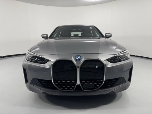 Used 2023 BMW i4 eDrive40 RWD image 2