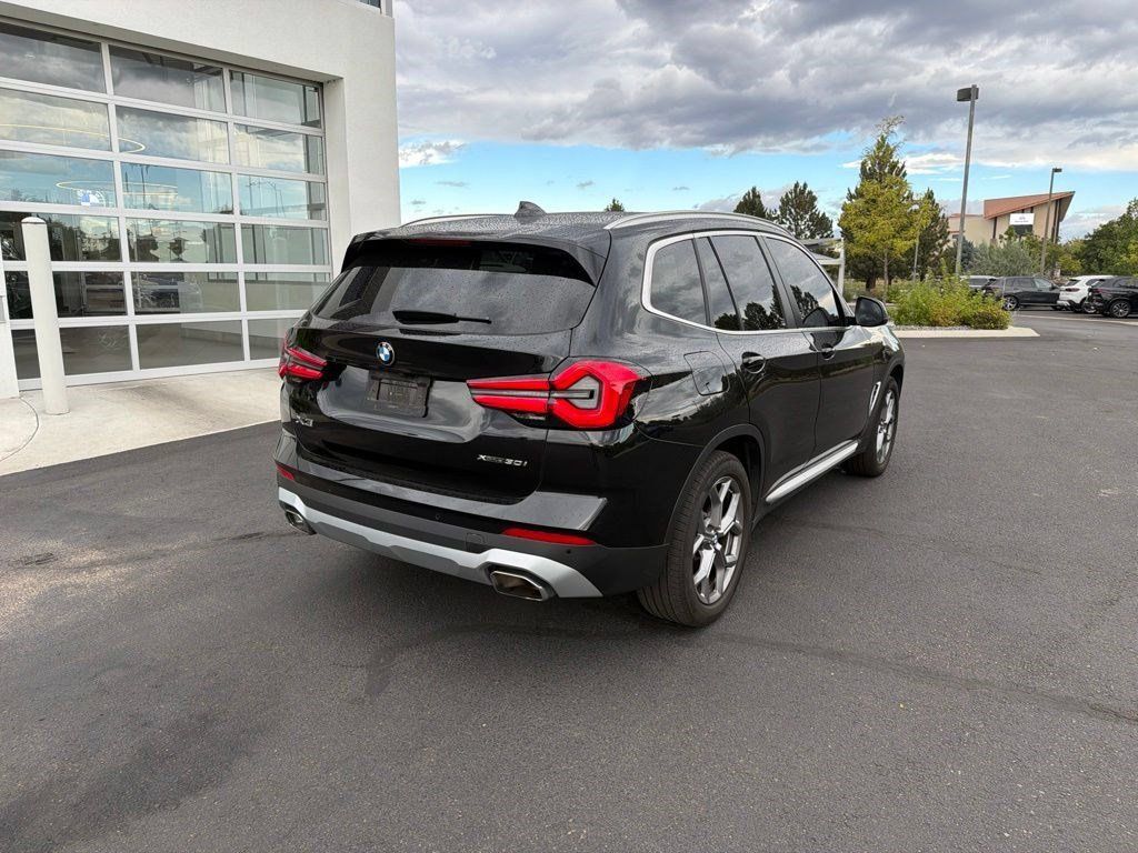 Used 2024 BMW X3 xDrive30i w/ Convenience Package AWD/4WD image 5