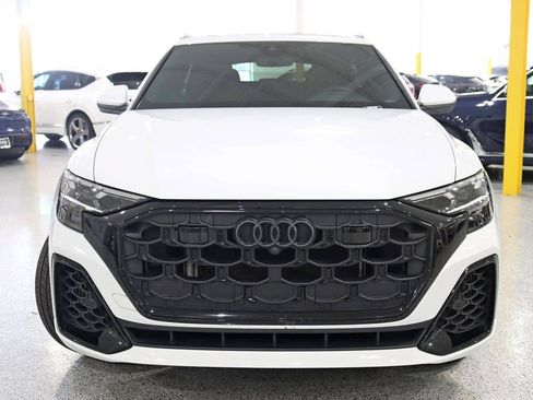 Used 2025 Audi Q8 Premium Plus AWD/4WD image 8