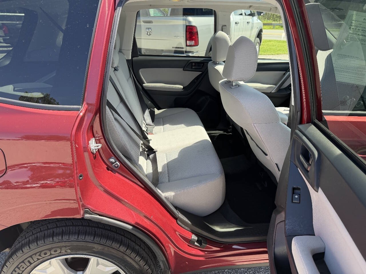 Used 2015 Subaru Forester 2.5i Premium AWD/4WD image 23
