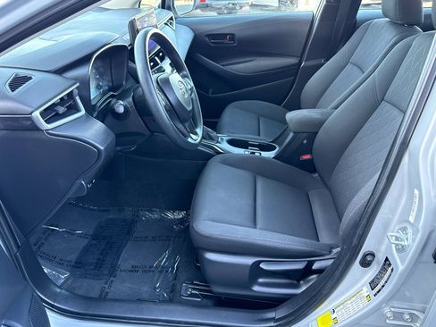 Used 2024 Toyota Corolla LE FWD image 11