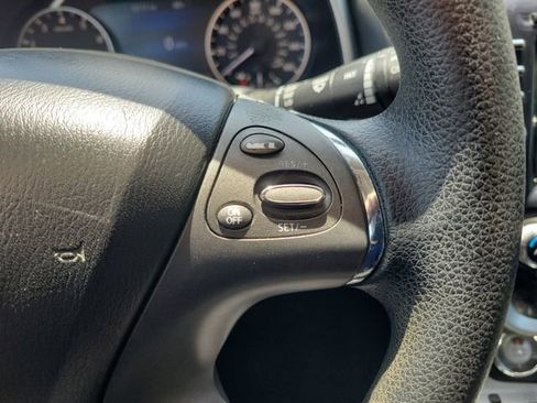 Used 2019 Nissan Murano S AWD/4WD image 27
