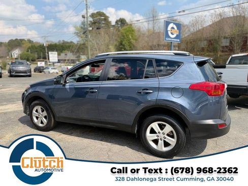 Used 2014 Toyota RAV4 XLE image 9