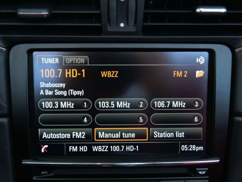 Used 2015 Porsche 911 Carrera 4S image 26