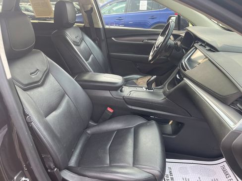 Used 2018 Cadillac XT5 Luxury FWD image 20