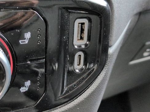 Used 2025 GMC Sierra 1500 SLT RWD image 20