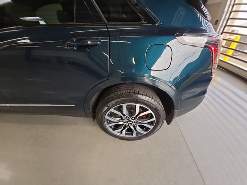 Used 2025 Cadillac XT5 Sportv w/ Technology Package AWD/4WD image 26