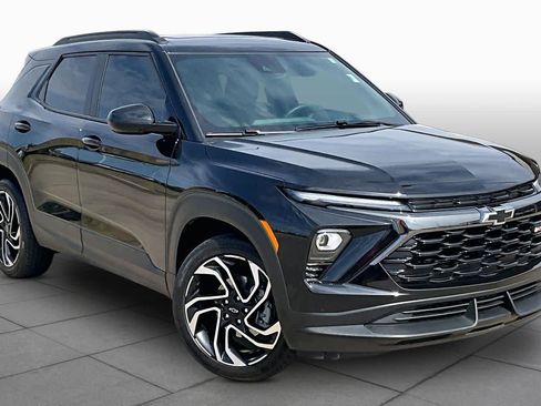 Used 2024 Chevrolet TrailBlazer RS w/ Convenience Package AWD/4WD image 4