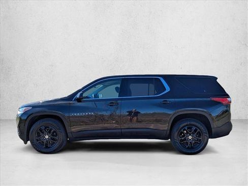 Used 2020 Chevrolet Traverse LS w/ LPO, Floor Liner Package FWD image 9
