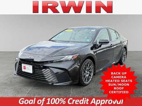 Used 2025 Toyota Camry XSE image 1