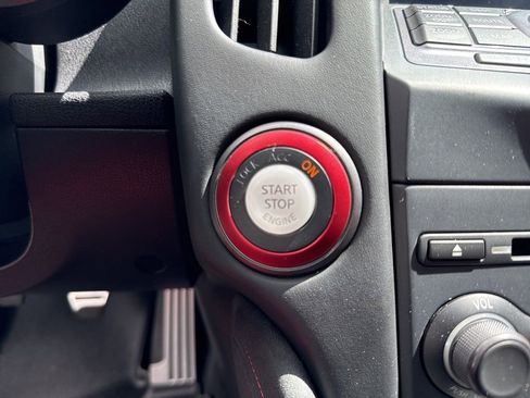 Used 2016 Nissan 370Z NISMO image 14