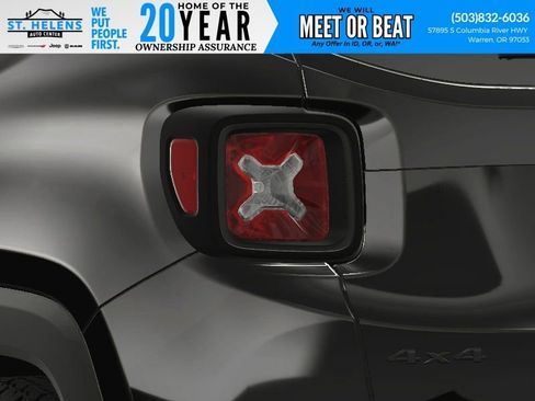 New 2023 Jeep Renegade Latitude w/ Sun/Sound Group image 15