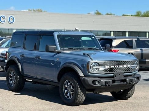 Used 2025 Ford Bronco Badlands AWD/4WD image 43