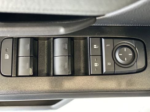 New 2026 Toyota 4Runner SR5 image 16