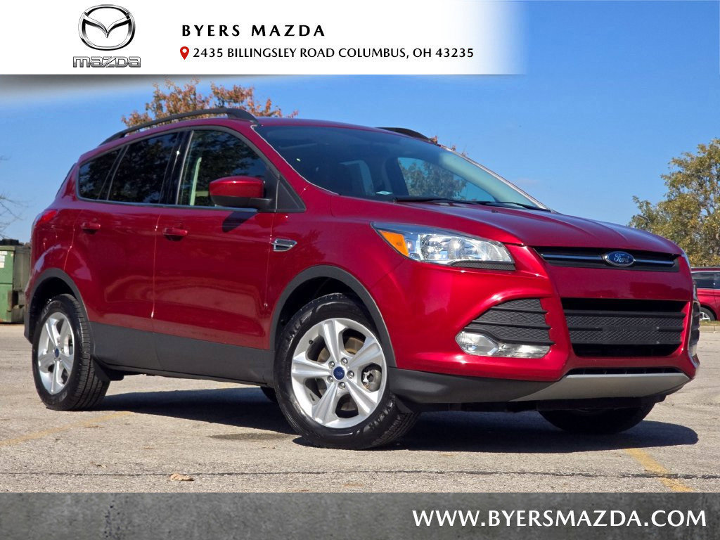 Used 2016 Ford Escape SE w/ Equipment Group 201A AWD/4WD image 1