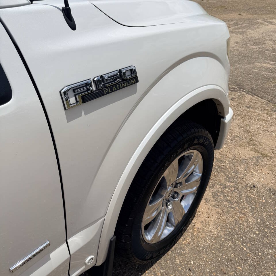Used 2015 Ford F150 Platinum w/ Equipment Group 701A Luxury AWD/4WD image 10