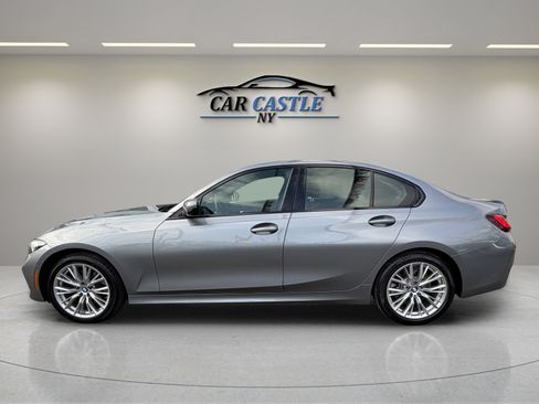 Used 2023 BMW 330i xDrive Sedan w/ Premium Package image 12